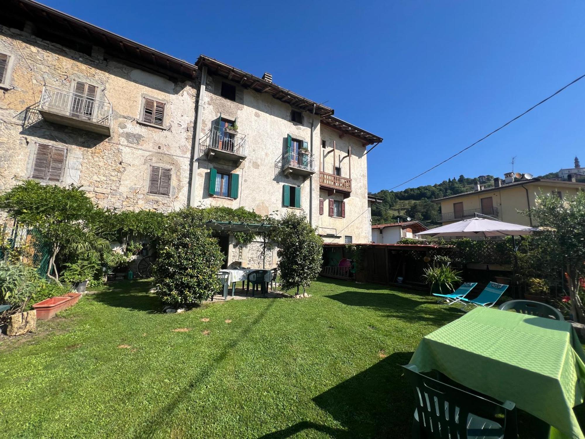 B&B Come Un Tempo Costa di Serina Exterior photo